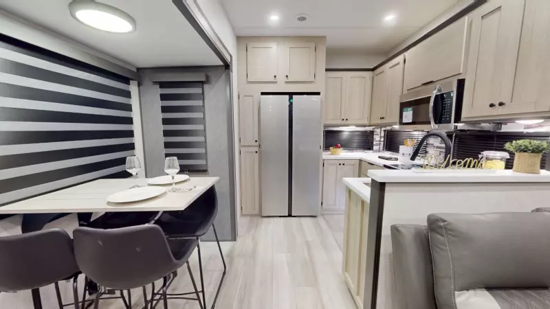 Wildcat Fifth Wheels Main Room